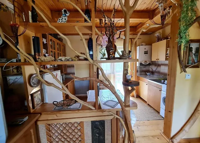 під горою Orman Evi *
